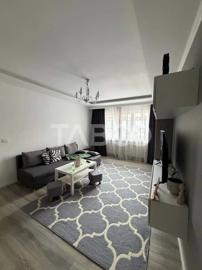 De vanzare apartament 3 camere decomandate cartier Intre Lacuri - 1