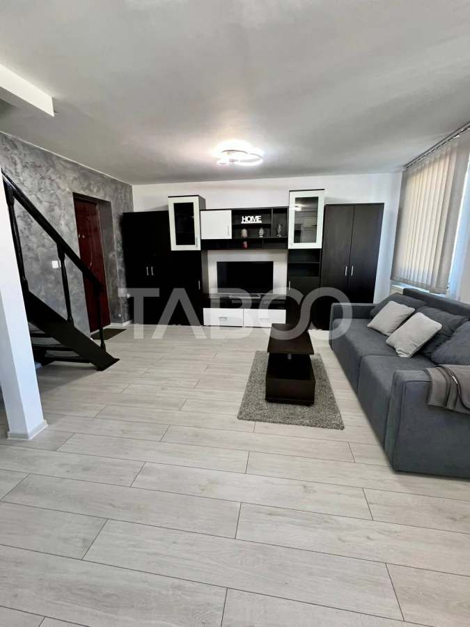 Apartament 3 camere de vanzare decomandat cu balcon zona Vasile Aaron - 10