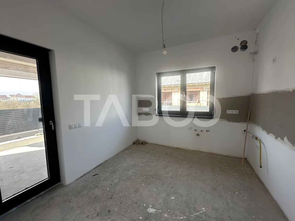 Casa individuala pe 1 singur nivel de vanzare in Cristian - 6