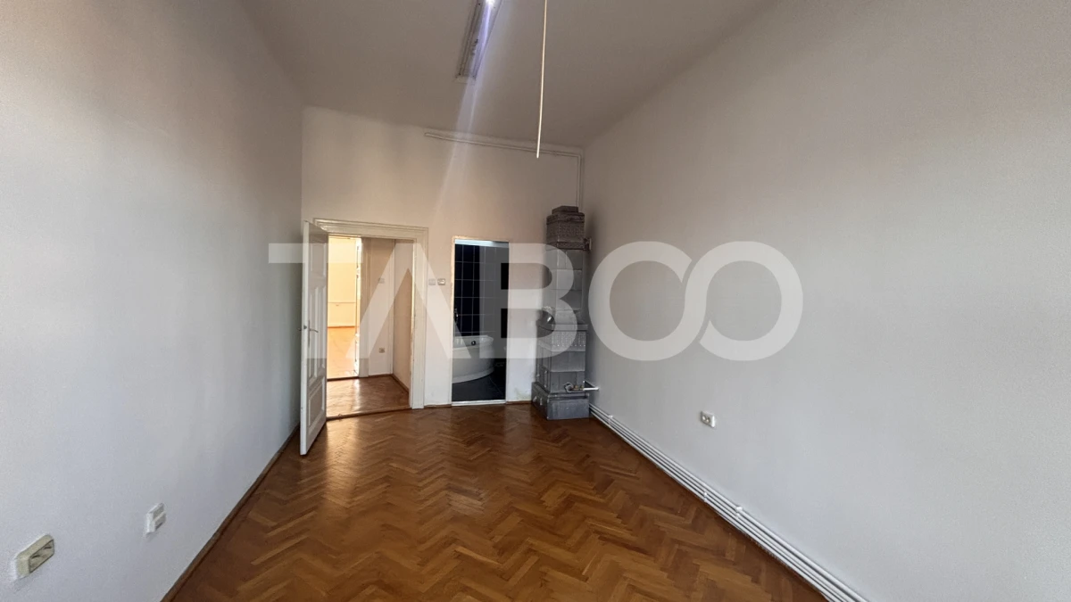 Spatiu comercial de inchiriat cu 3 camere Ultracentral Sibiu - 7