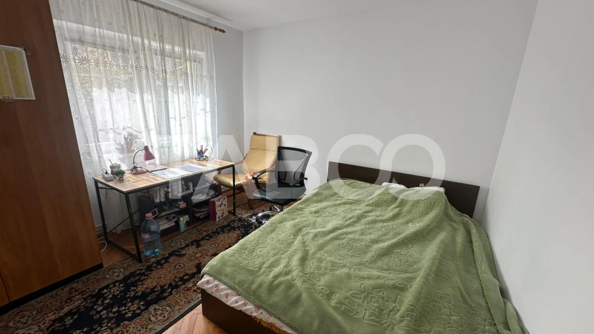 Apartament 2 camere de vanzare decomandat zona Ultracentrala Sibiu - 3