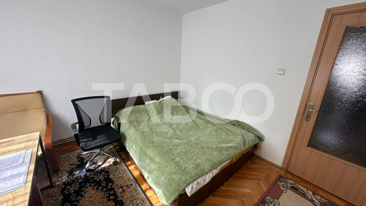 Apartament 2 camere de vanzare decomandat zona Ultracentrala Sibiu - 2
