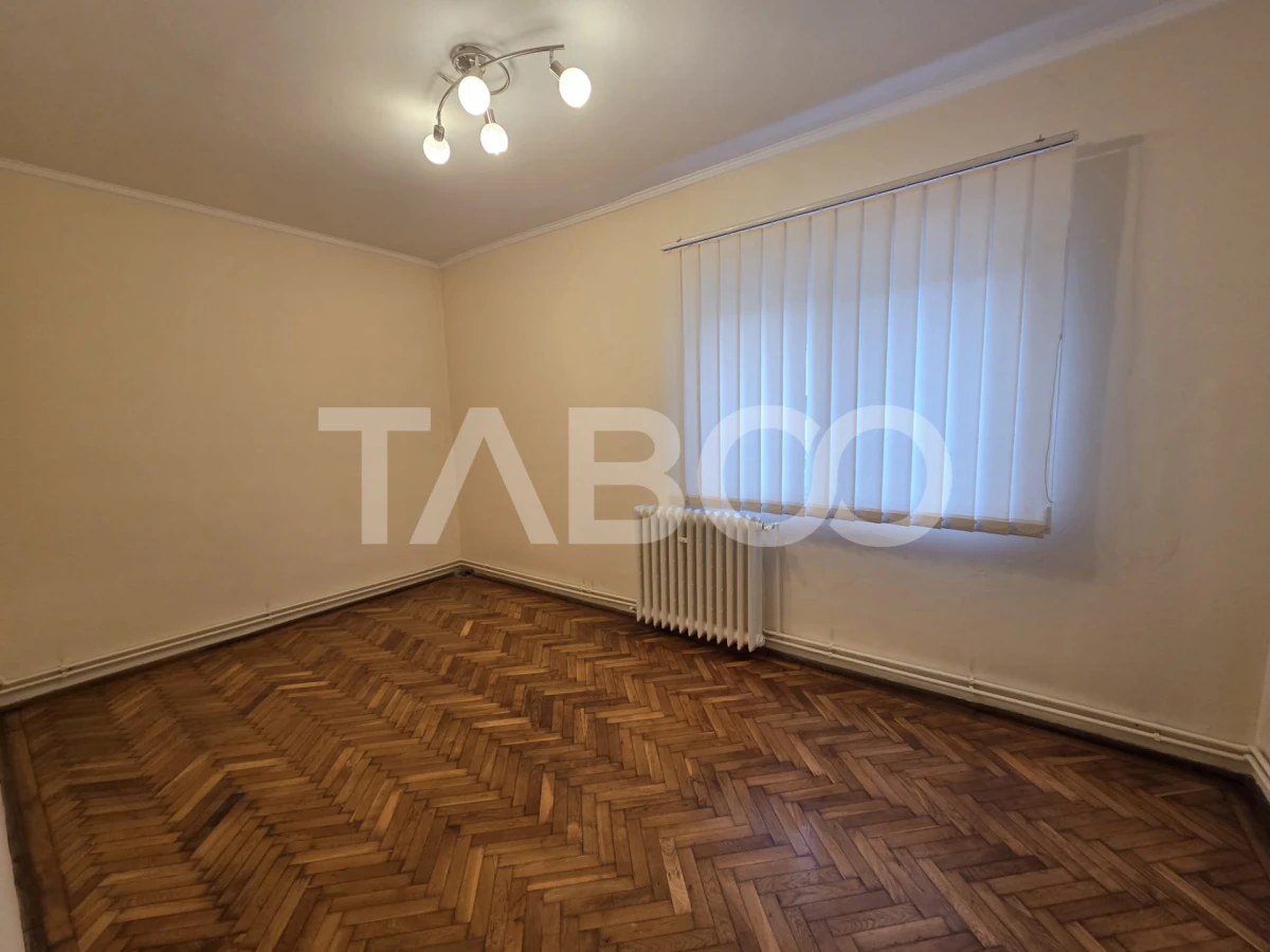 Apartament 4 camere de inchiriat Bulevardul Unirii acces din strada - 7