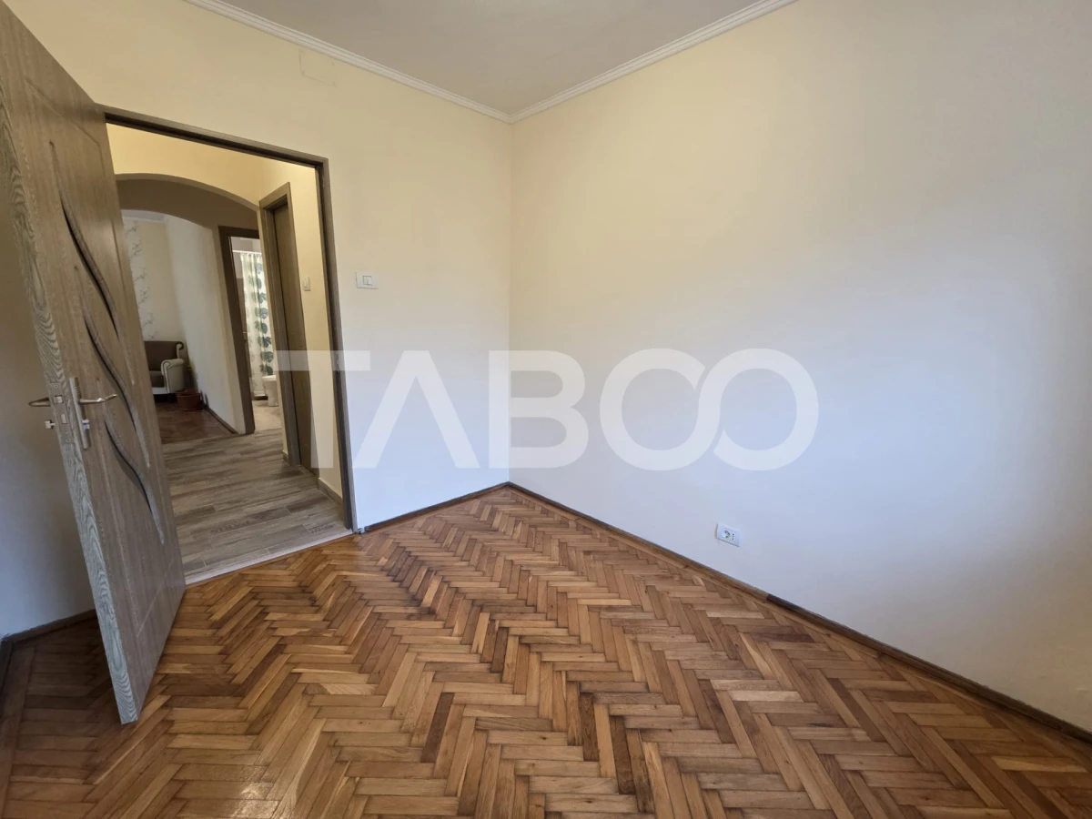 Apartament 4 camere de inchiriat Bulevardul Unirii acces din strada - 6