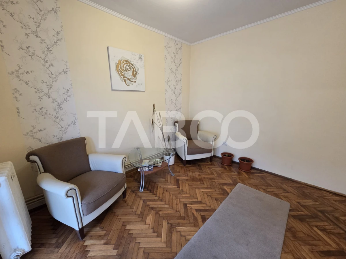 Apartament 4 camere de inchiriat Bulevardul Unirii acces din strada - 1