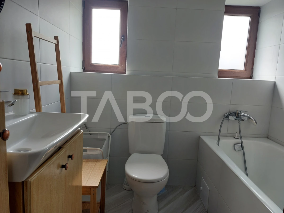 Casa 58 mp cu gradina 300 mp pet friendly central Cisnadioara - 8