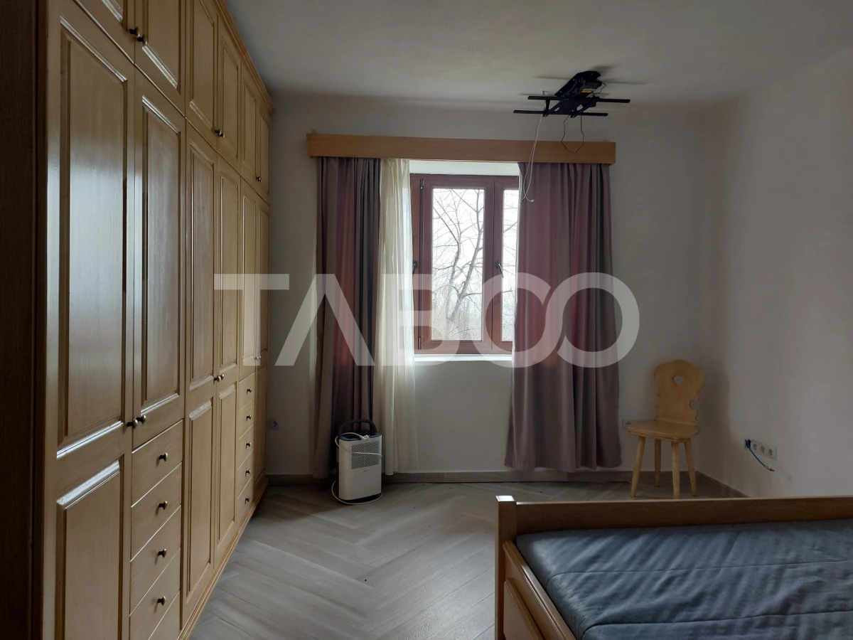 Casa 58 mp cu gradina 300 mp pet friendly central Cisnadioara - 5