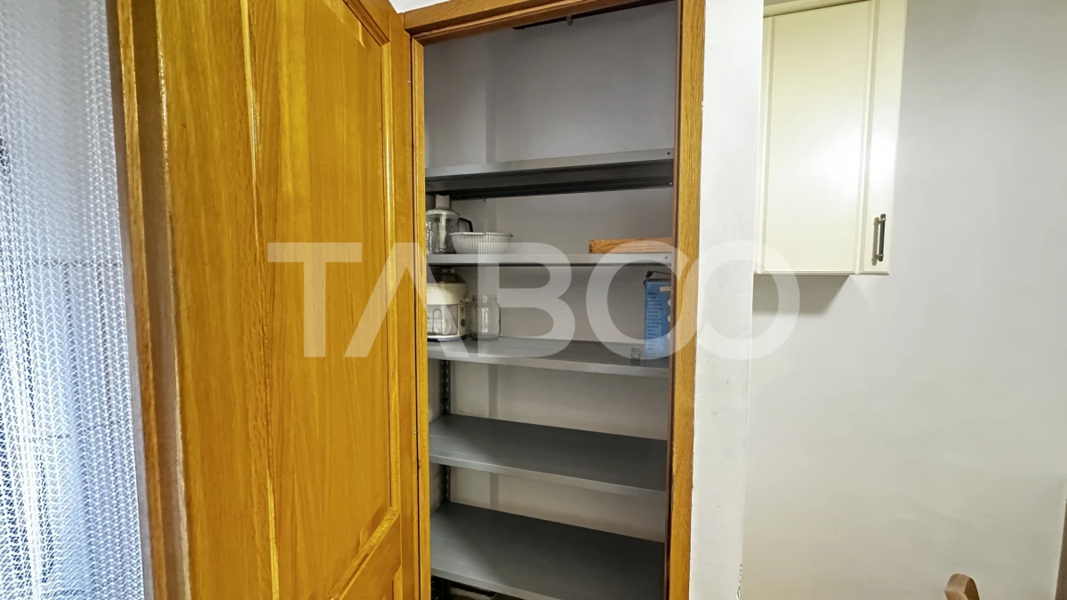 Apartament utilat 4 camere 98 mpu balcon inchis zona Vasile Aaron - 9