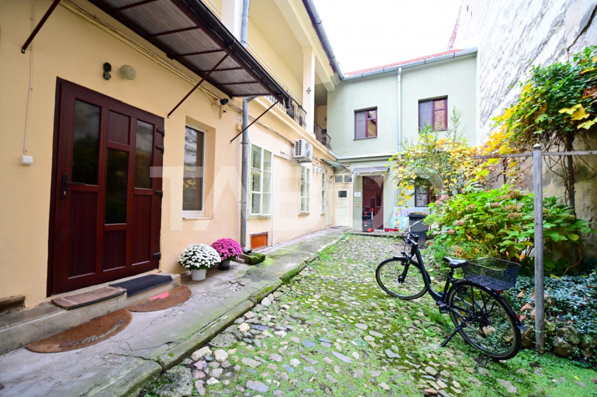 Apartament 3 camere mobilat si utilat de inchiriat langa Piata Mare - 1