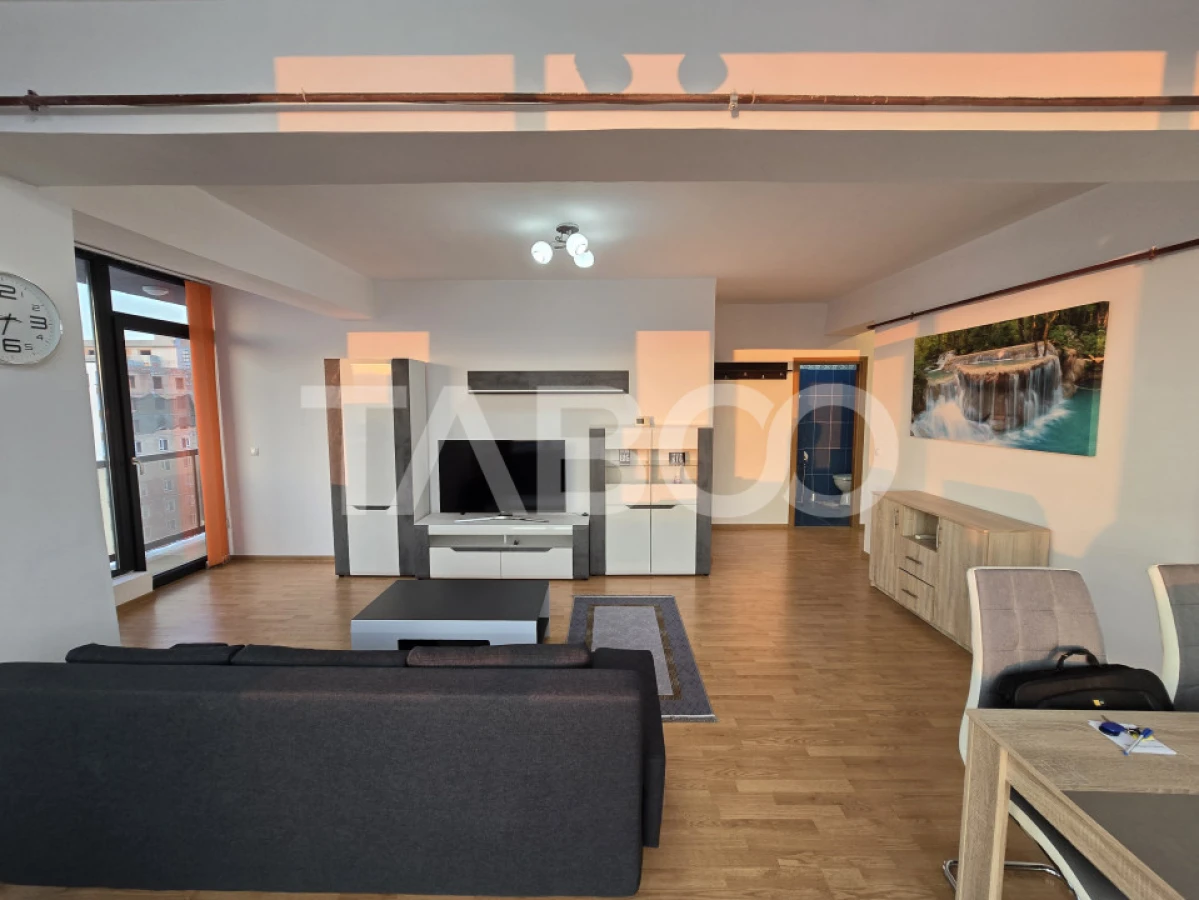 Penthouse 3 camere de inchiriat 70 mpu terasa 58 mp zona Doamna Stanca - 3