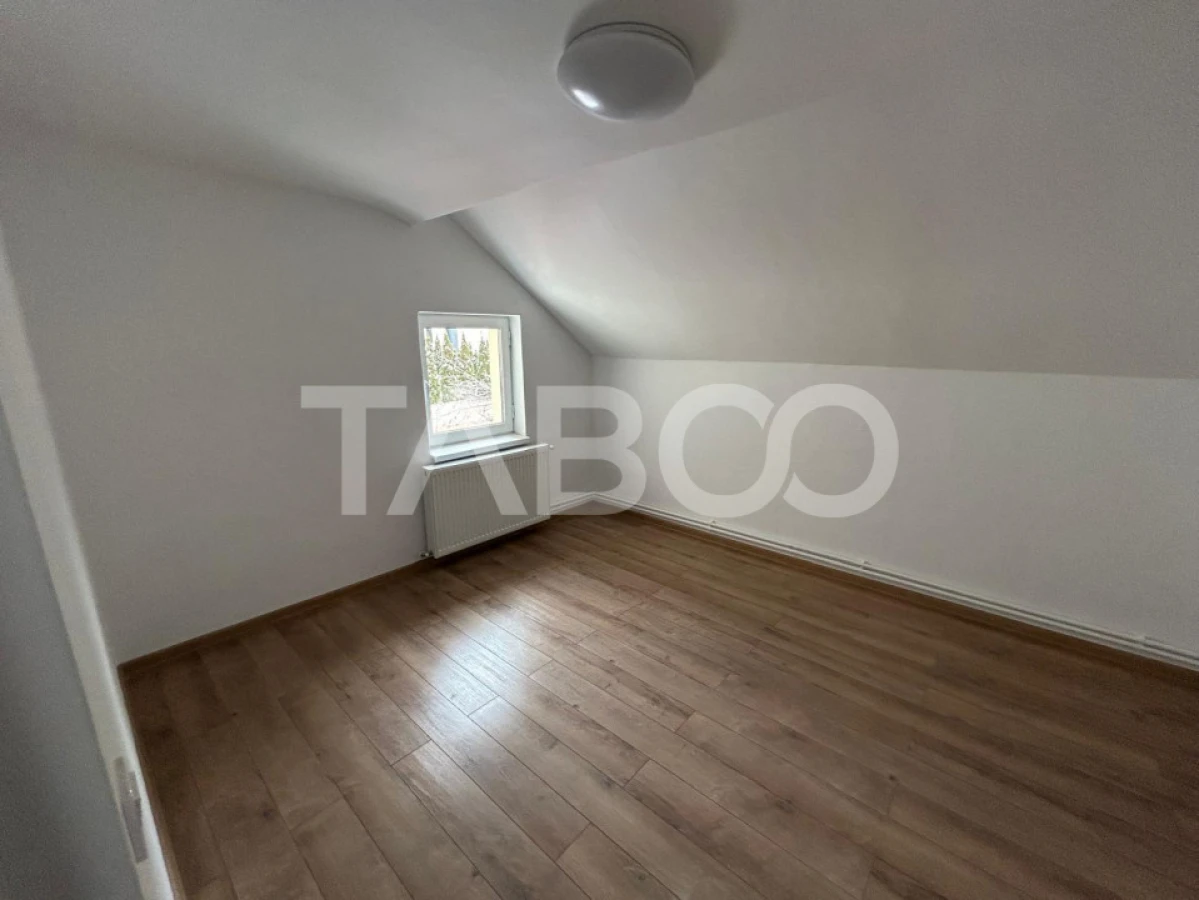 Spatiu birouri cu 6 camere 147 mpu curte libera 260 mp Calea Dumbravii - 9