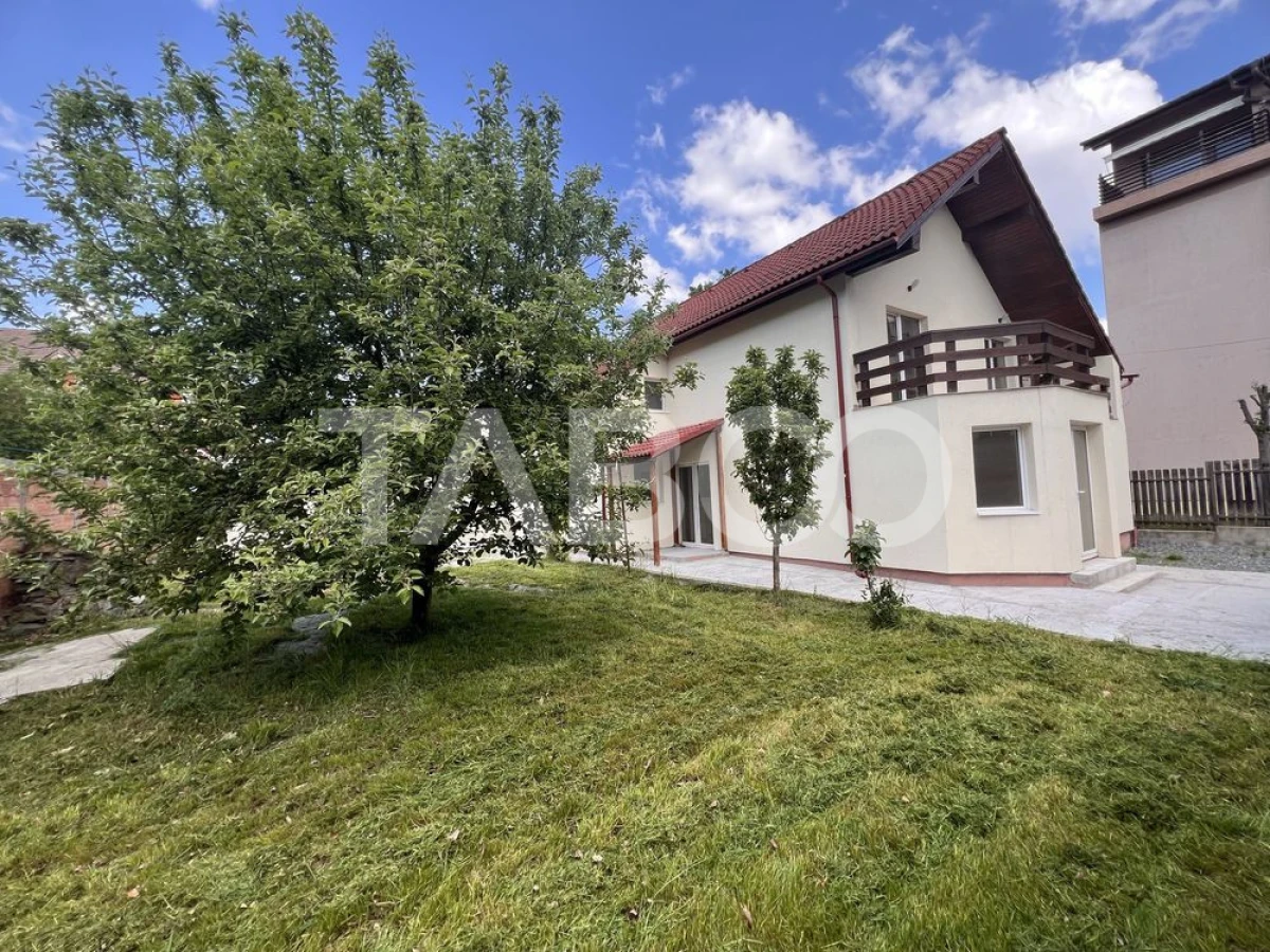 Spatiu birouri cu 6 camere 147 mpu curte libera 260 mp Calea Dumbravii - 1