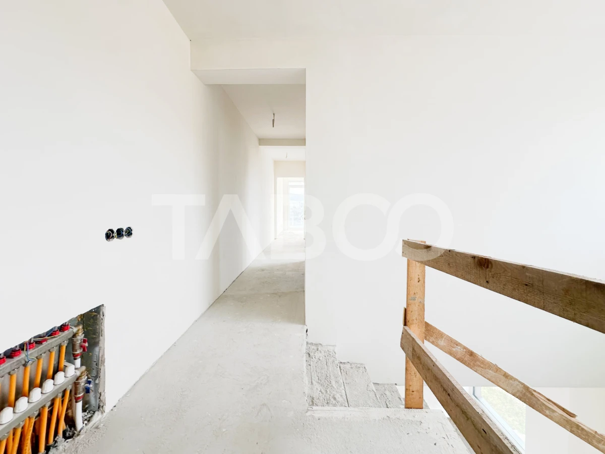 Casa cuplata semifinisata de vanzare in Dambul Rotund cu garaj - 8