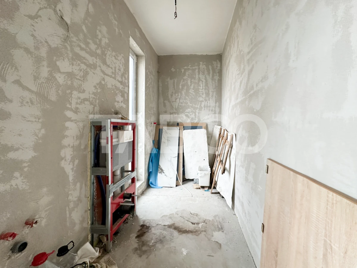 Casa cuplata semifinisata de vanzare in Dambul Rotund cu garaj - 4