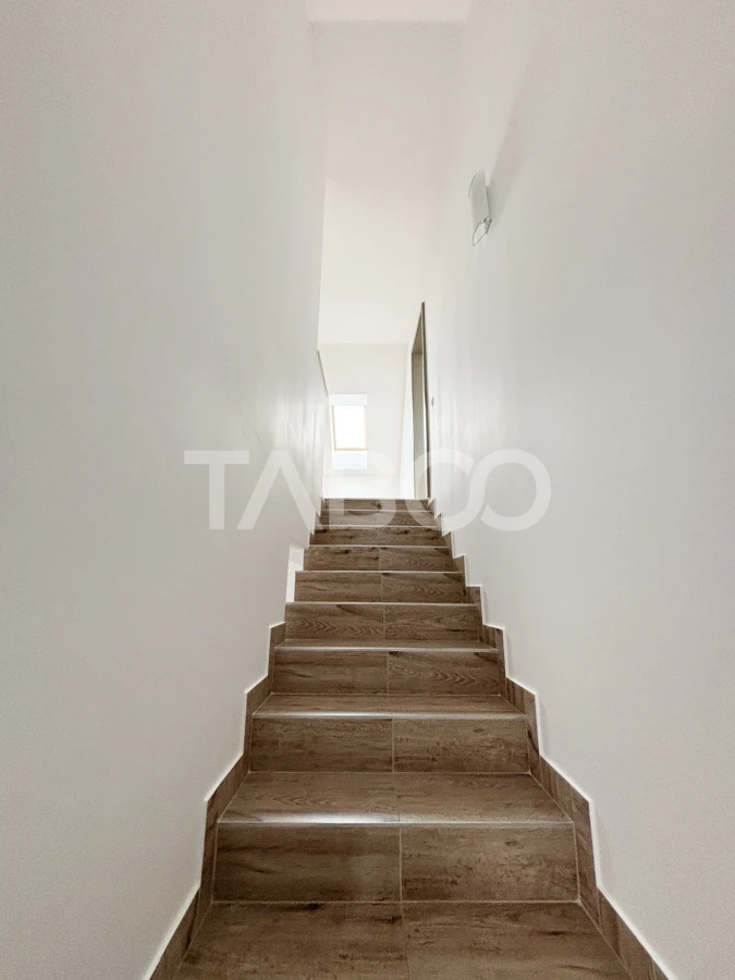 De inchirat unitate duplex 6 camere curte individuala zona Buna Ziua - 7