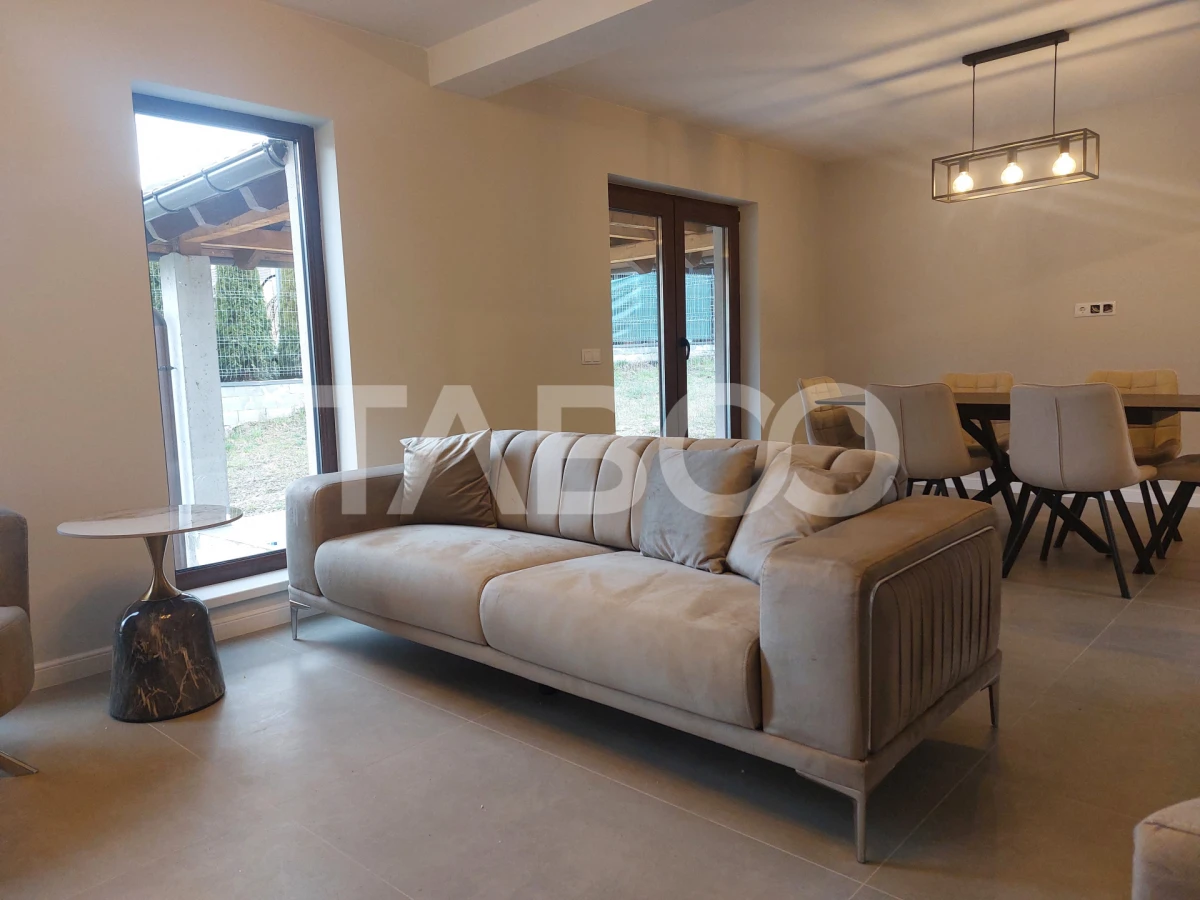 Casa prima inchiriere 5 camere curte 430 mp zona linistita Cisnadie - 2