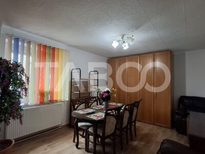 Apartament 2 camere de vanzare decomandat 54 mp zona Vasile Aaron