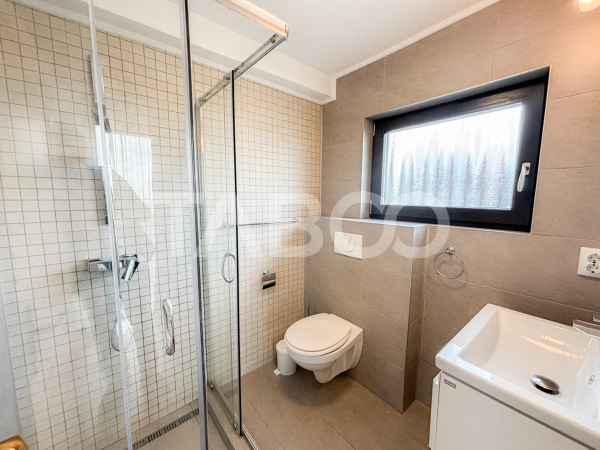 De vanzare in cartier Europa casa tip duplex 4 camere modern la cheie - 10