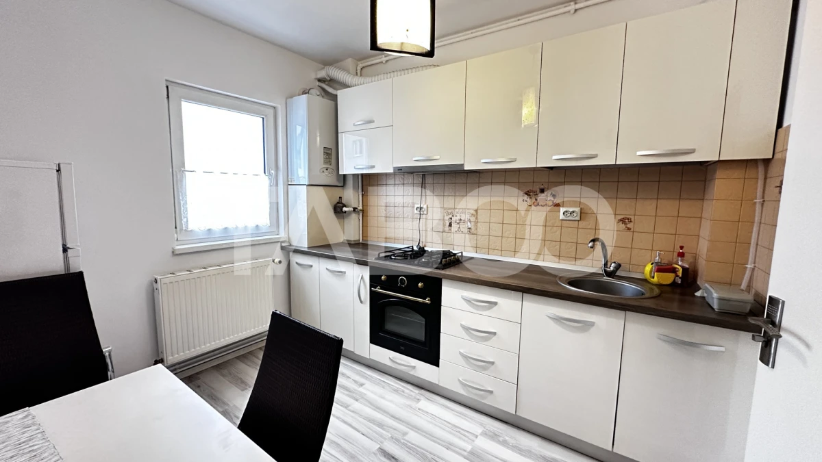 Apartament mobilat utilat 2 camere debara si balcon Mihai Viteazul - 4