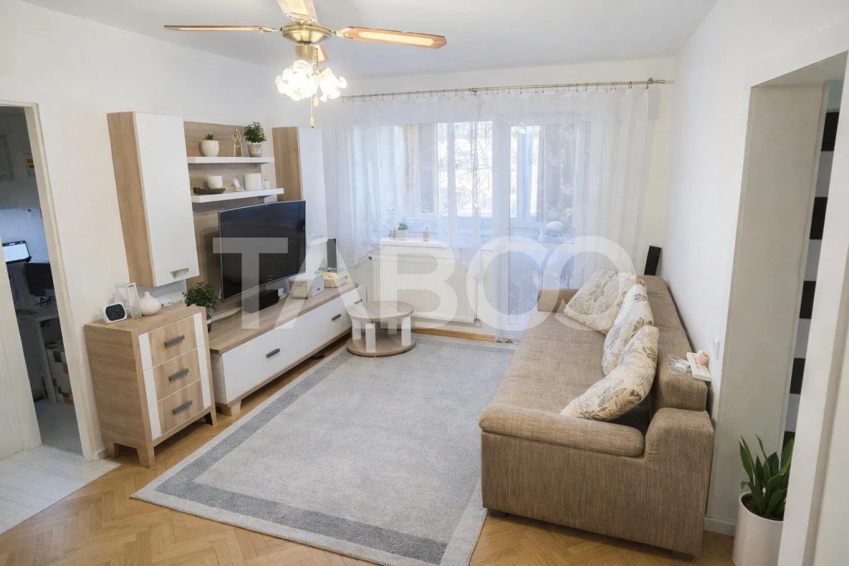 De vanzare apartament cu 3 camere decomandate bloc reabilitat Manastur - 2