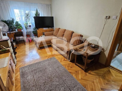 Apartament cu 4 camere decomandate de vanzare in zona Ion Mester