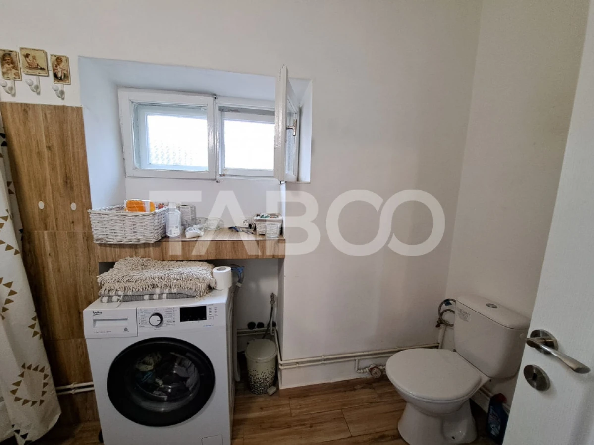 Apartament cu 2 camere - luminos si spatios - etaj 1 - Piata Schiller - 10