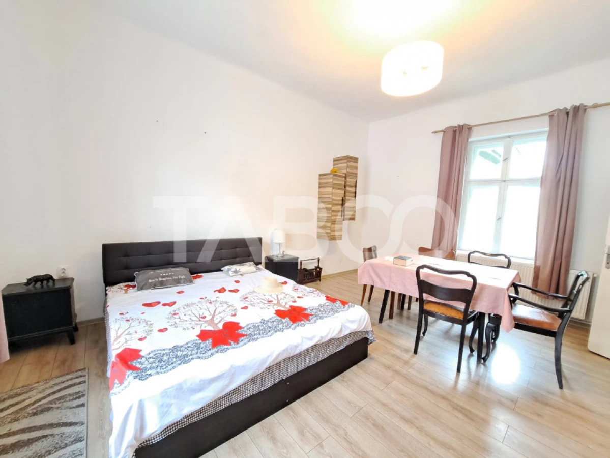 Apartament cu 2 camere - luminos si spatios - etaj 1 - Piata Schiller - 2