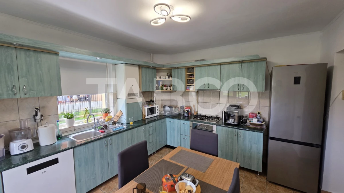 Duplex spatios de vanzare in Sebes Drumul Petrestiului - 3