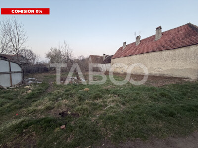 Teren intravilan 1770 mp cu utilitati 13m front stradal Comuna Parau