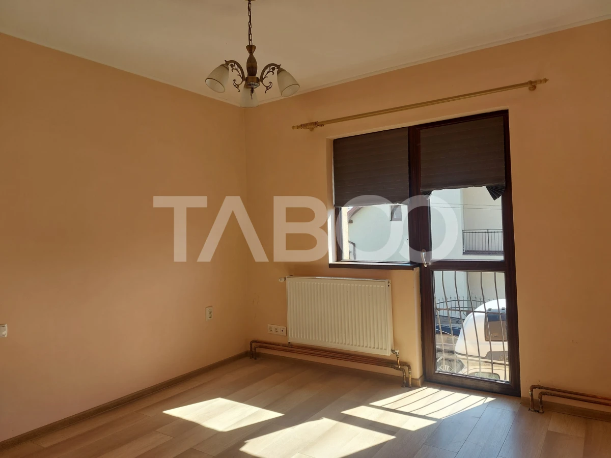 Casa de inchiriat 3 dormitoare 2 bai curte zona Piata Cluj Sibiu - 7