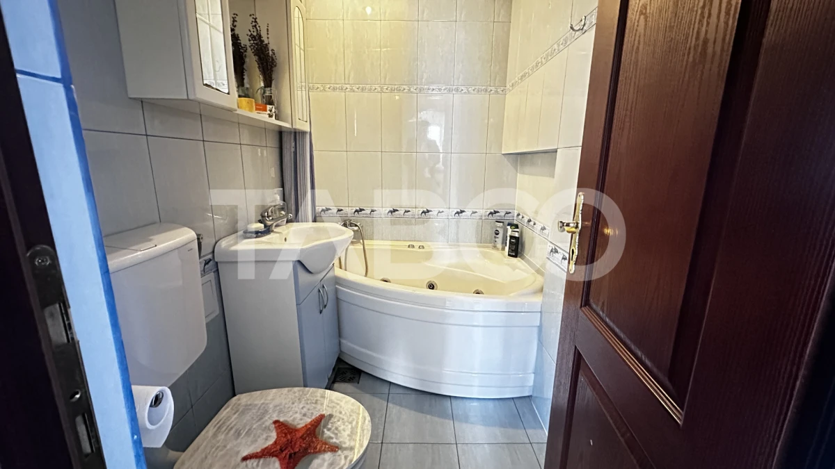 Apartament de vanzare decomandat 3 camere 50 mpu cu balcon Cisnadie - 7