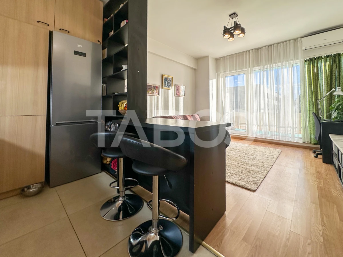 Apartament cu 3 camere cu garaj si boxa de vanzare in zona Iulius Mall - 2