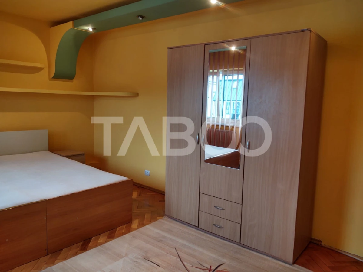 Apartament de inchiriat 3 camere complet mobilat utilat zona Strand - 9