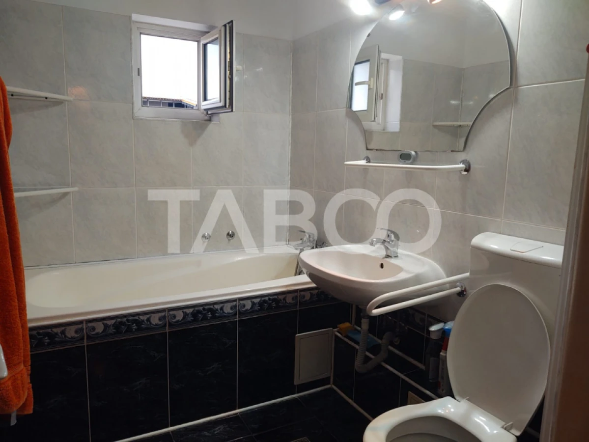 Apartament de inchiriat 3 camere complet mobilat utilat zona Strand - 5