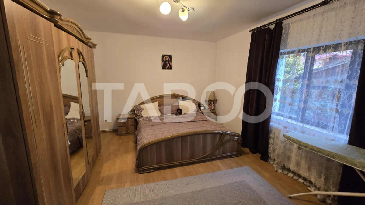 Casa individuala de vanzare cu 5 camere 2 bai si garaj Selimbar - 5
