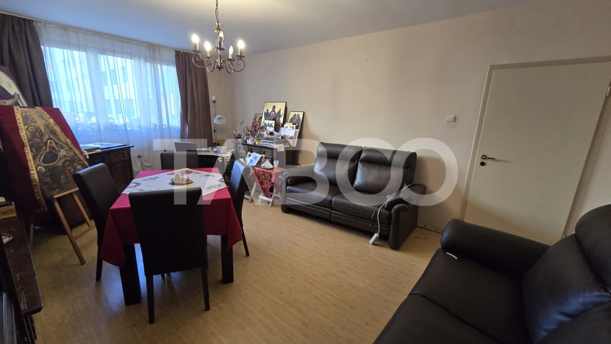 FARA COMISION-Apartament de vanzare cu 4 camere balcon parcare Lupeni - 4