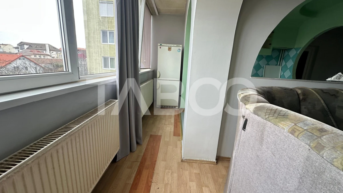 Apartament 3 camere 72 mpu 2 balcoane etaj intermediar Terezian Sibiu - 4