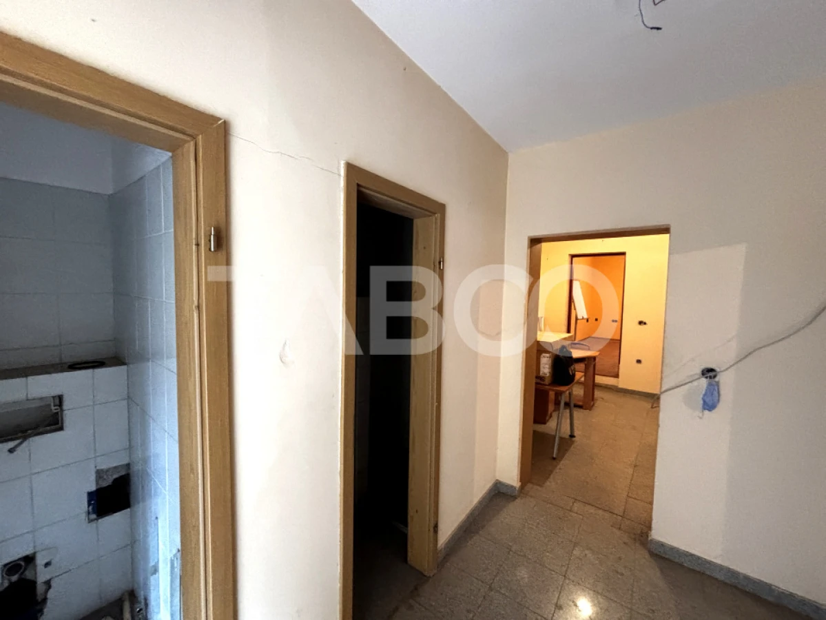 Apartament de vanzare 4 camere 110 mp Orasul de Jos Sibiu - 9