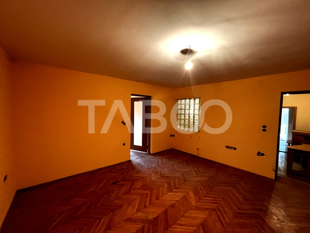 Apartament de vanzare 4 camere 110 mp Orasul de Jos Sibiu - 1
