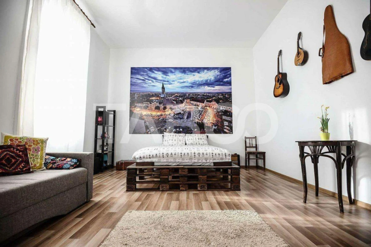 Apartament 85mp 2 camere+ boxa CENTRUL ISTORIC SIBIU - 1