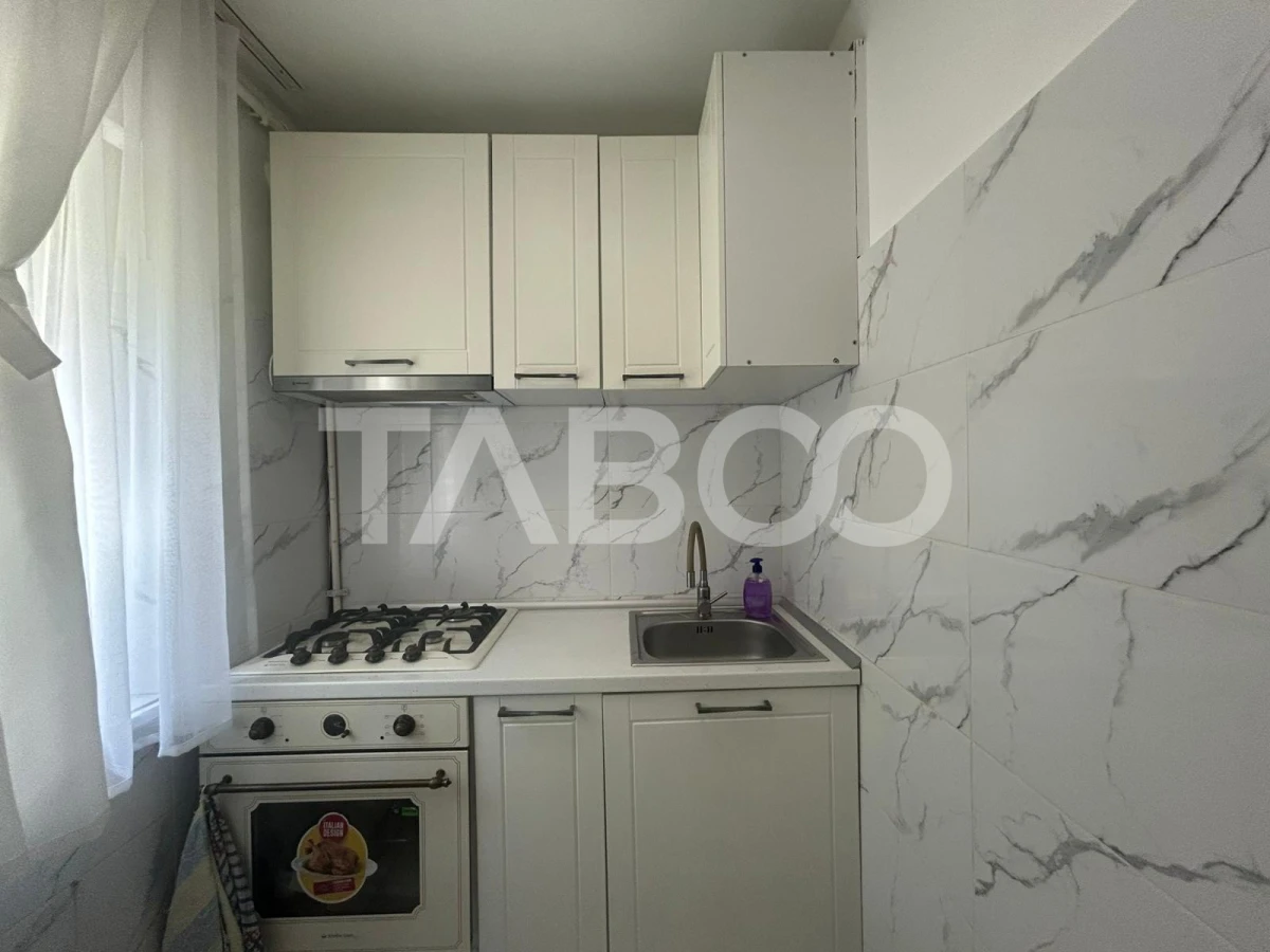 Garsoniera decomandata la parter inalt utilata si mobilata de vanzare - 3