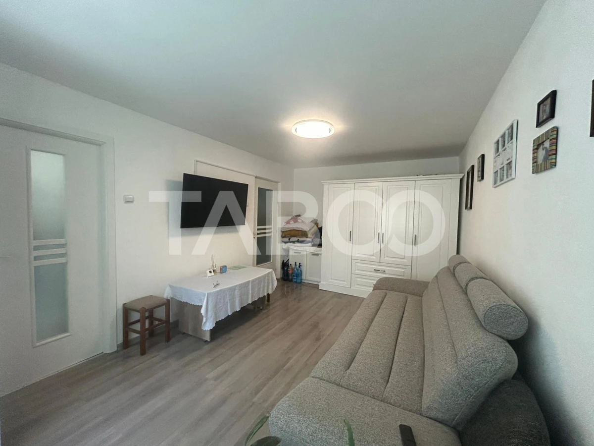 Garsoniera decomandata la parter inalt utilata si mobilata de vanzare - 2