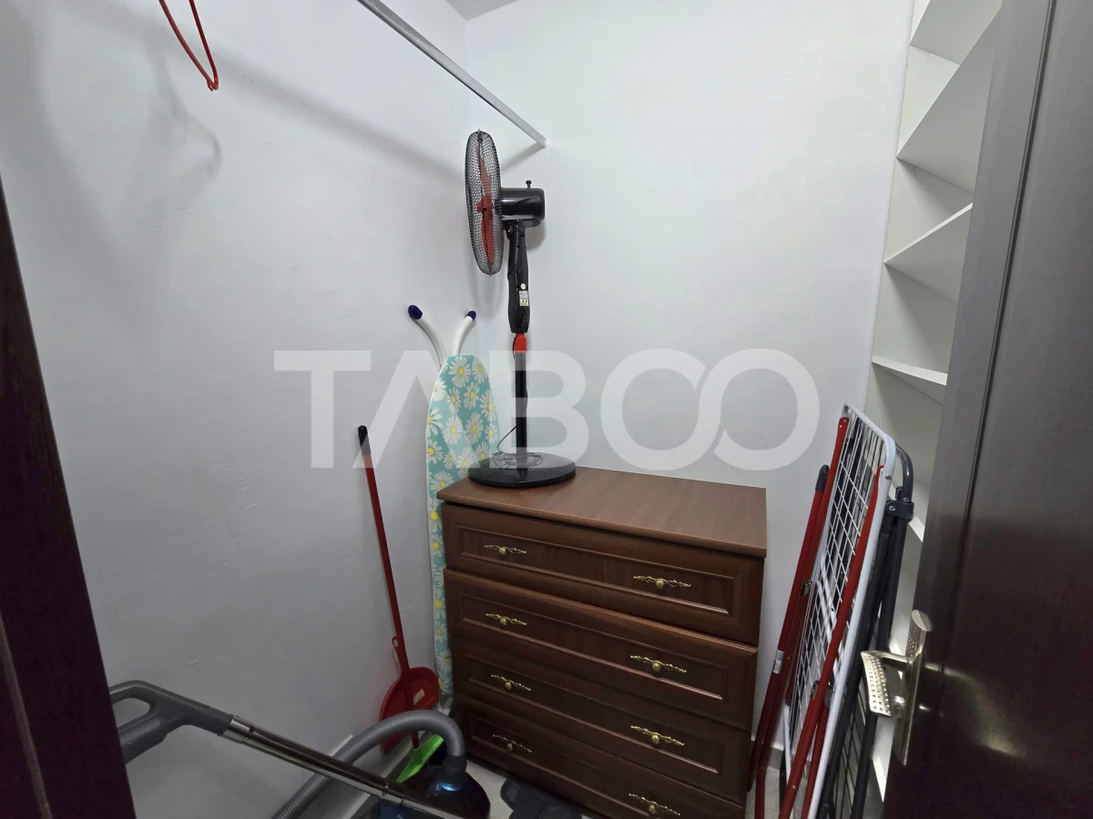 Apartament decomandat 70 utili balcon lift pivnita Vasile Aaron Sibiu - 9