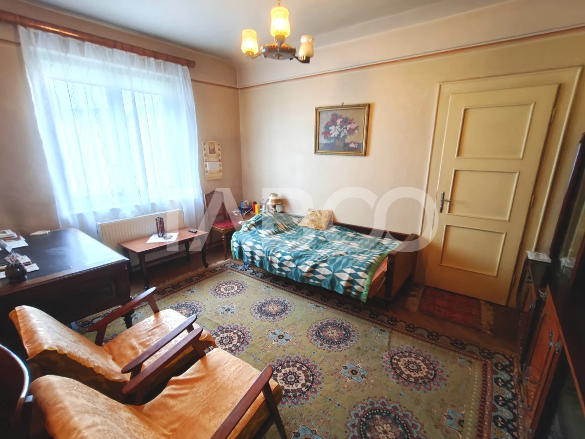 Apartament decomandat cu 3 camere pe strada Tribunei - Comision 0 - 3