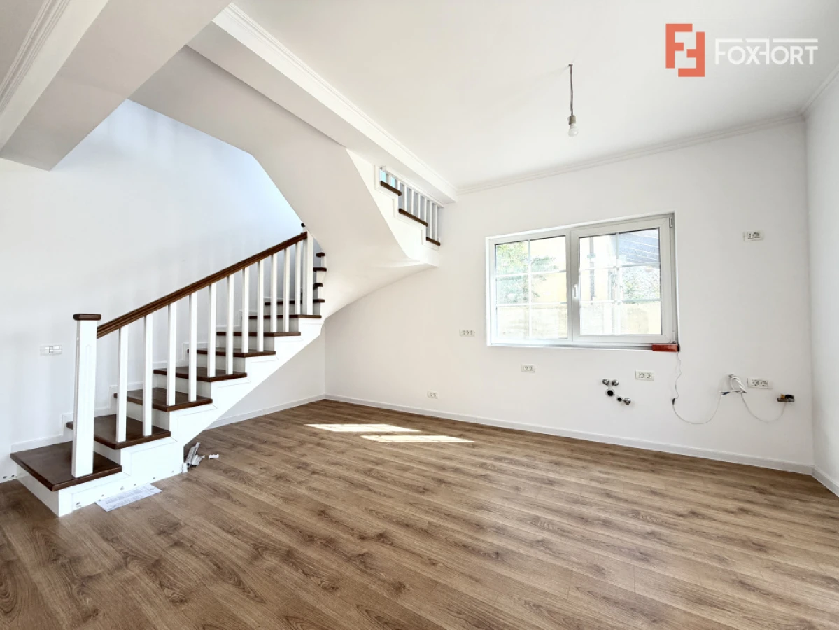 Duplex cu 5 camere despartit prin camera tehnica, in Giarmata - 4