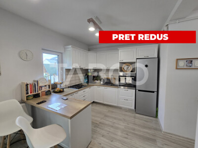 Casa de vanzare 5 camere 160mpu 3 bai 120mp teren liber zona Selimbar