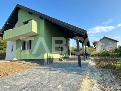 Casa de vanzare individuala 5 camere curte 500 mpu 127 mpu Selimbar