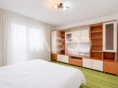 De vanzare apartament 3 camere in Cartierul Zorilor 2 balcoane