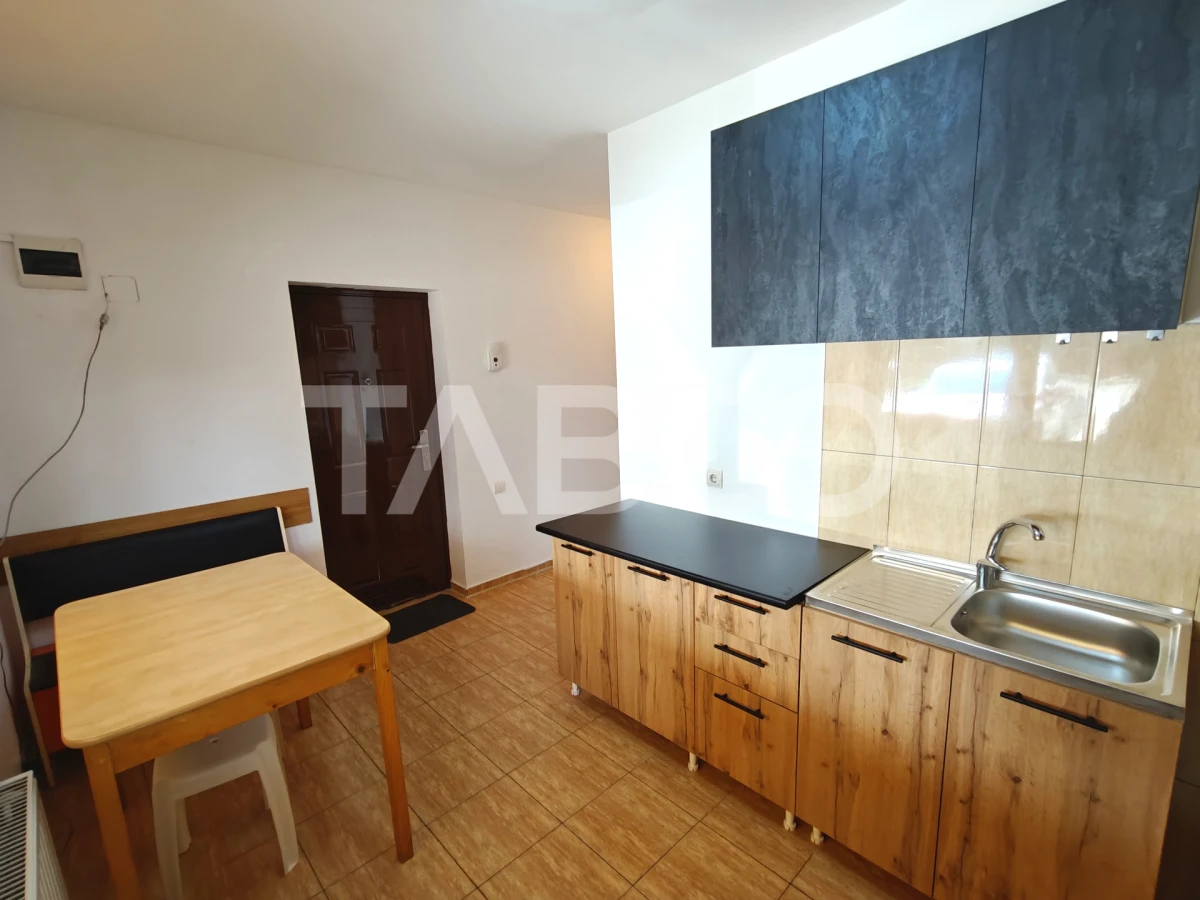 Garsoniera spatioasa de inchiriat disponibila imediat - zona 3 Stejari - 3