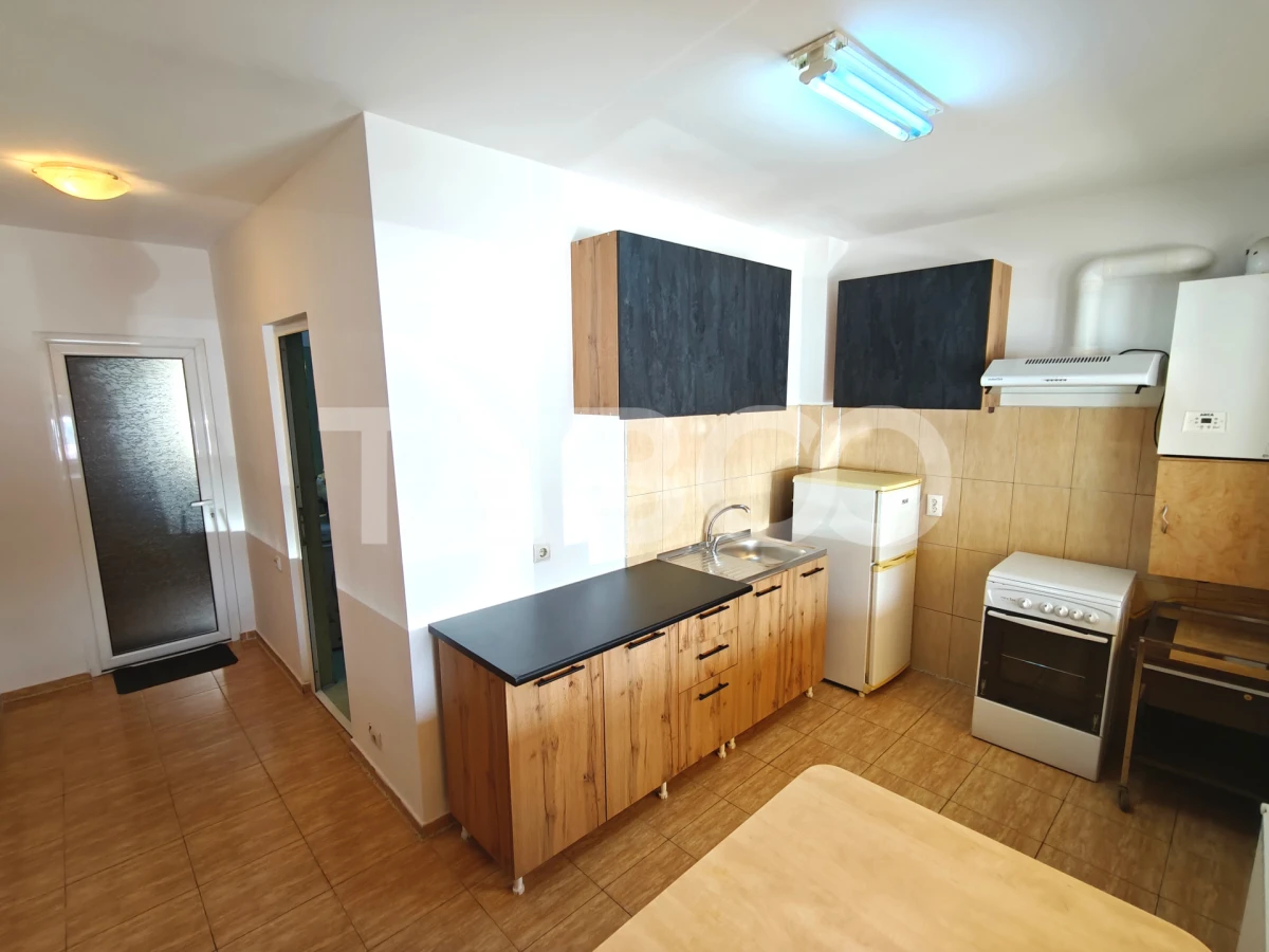 Garsoniera spatioasa de inchiriat disponibila imediat - zona 3 Stejari - 2